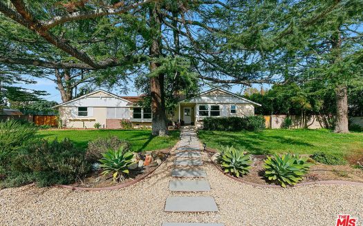 Single Family Home for Sale in Northridge, CA 91325 – 3 Bedrooms, 2 Baths – $1095000