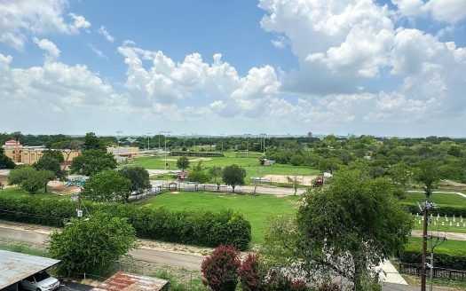 Condo for Sale in San Antonio, TX 78216 – 2 Bedrooms, 2 Baths – $189000