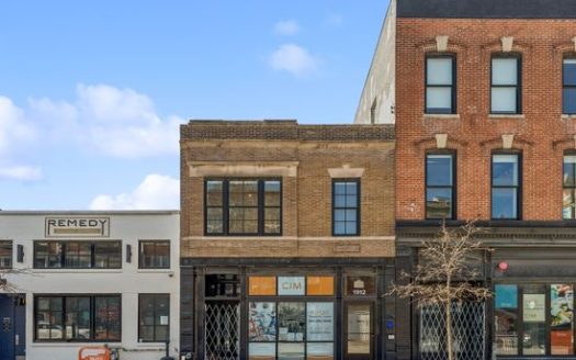 1-Bedroom Single Family Home for Rent in Chicago, IL 60647 – $2355/mo | 2 Baths | Updated 2025