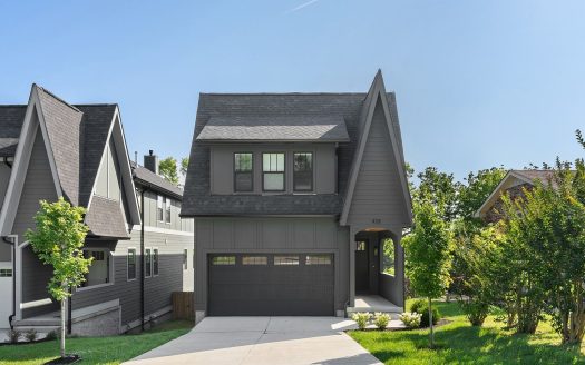 Single Family Home for Sale in Nashville, TN 37209 – 4 Bedrooms, 4 Baths – $734900