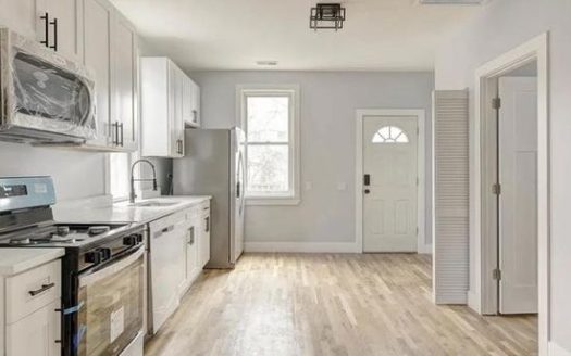 2-Bedroom Apartment  for Rent in Chicago, IL 60647 – $2200/mo | 1 Baths | Updated 2025