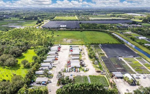 Lot for Sale in Miami, FL 33187 – 1 Bedroom, 1 Bath – $1369710