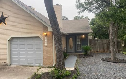 2-Bedroom Townhouse for Rent in Austin, TX 78729 – $1495/mo | 2 Baths | Updated 2025