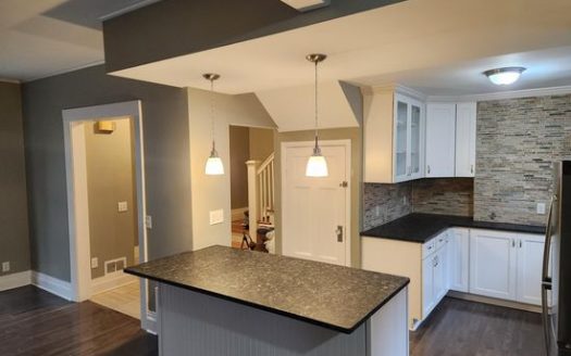 3-Bedroom Townhouse for Rent in Rochester, NY 14610 – $2200/mo | 1 Baths | Updated 2025