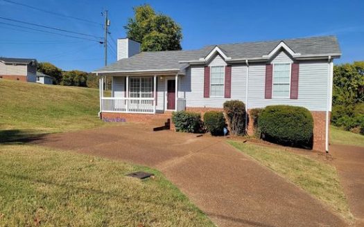 3-Bedroom Single Family Home for Rent in Nashville, TN 37207 – $2000/mo | 2 Baths | Updated 2025