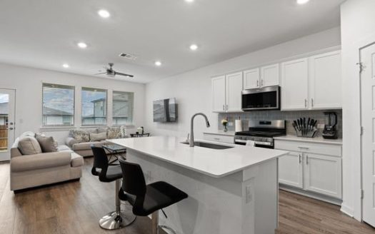 4-Bedroom Single Family Home for Rent in Pflugerville, TX 78660 – $2145/mo | 2 Baths | Updated 2025