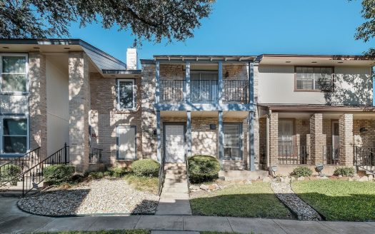 Condo for Sale in San Antonio, TX 78230 – 2 Bedrooms, 3 Baths – $218000