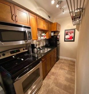 1-Bedroom Single Family Home for Rent in Austin, TX 78704 – $1450/mo | 1 Baths | Updated 2025