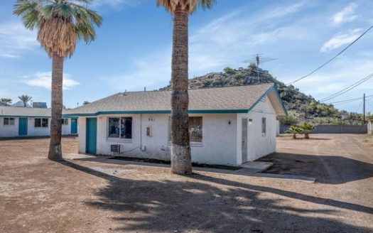 1-Bedroom Townhouse  for Rent in Phoenix, AZ 85021 – $1450/mo | 1 Baths | Updated 2025