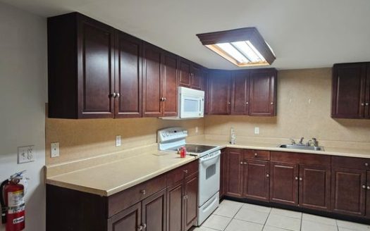 3-Bedroom Townhouse for Rent in South Fallsburg, NY 12779 – $2000/mo | 2 Baths | Updated 2025