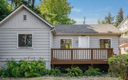 1-Bedroom Single Family Home for Rent in Seattle, WA 98125 – $2300/mo | 1 Baths | Updated 2025