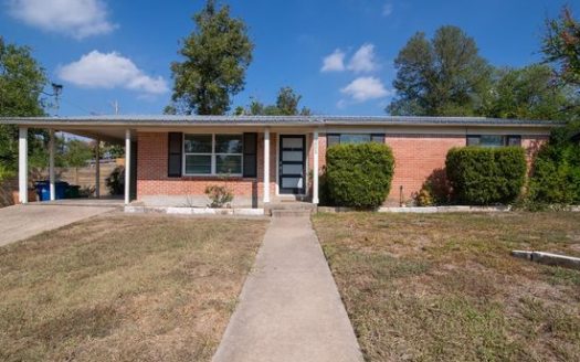 3-Bedroom Single Family Home for Rent in Austin, TX 78723 – $2900/mo | 2 Baths | Updated 2025