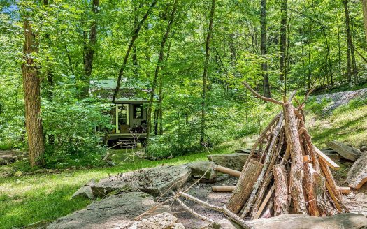 Lot for Sale in Goodlettsville, TN 37072 – 1 Bedroom, 1 Bath – $835000