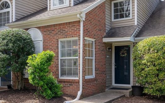 Townhouse for Sale in Nashville, TN 37211 – 2 Bedrooms, 2 Baths – $307000