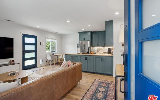 Multi Family Home for Sale in Los Angeles, CA 90066 – 3 Bedrooms, 3 Baths – $1399995