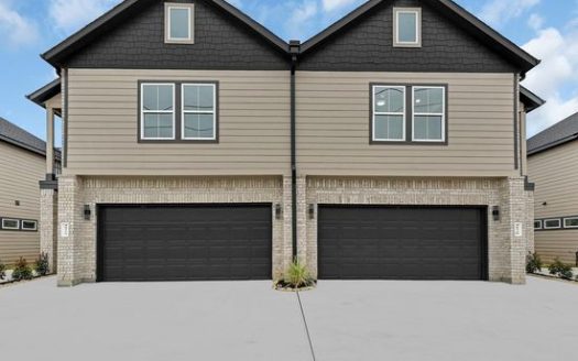 3-Bedroom Multi Family Home for Rent in Houston, TX 77051 – $2500/mo | 3 Baths | Updated 2025