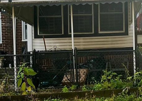 Multi Family Home for Sale in Philadelphia, PA 19143 – 2 Bedrooms, 1 Baths – $315000