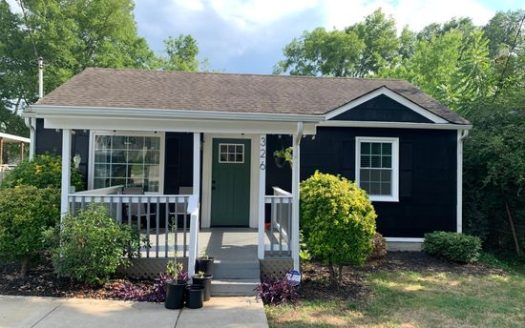 2-Bedroom Single Family Home for Rent in Nashville, TN 37207 – $2333/mo | 1 Baths | Updated 2025
