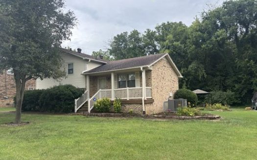 3-Bedroom Single Family Home for Rent in Nashville, TN 37218 – $2100/mo | 2 Baths | Updated 2025