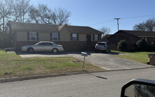 Single Family Home for Sale in Nashville, TN 37207 – 2 Bedrooms, 1 Baths – $1600000