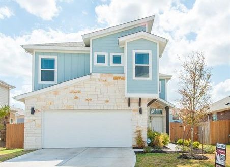 3-Bedroom Single Family Home for Rent in Austin, TX 78744 – $2550/mo | 3 Baths | Updated 2025
