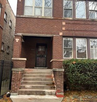 2-Bedroom Apartment  for Rent in Chicago, IL 60651 – $1900/mo | 1 Baths | Updated 2025