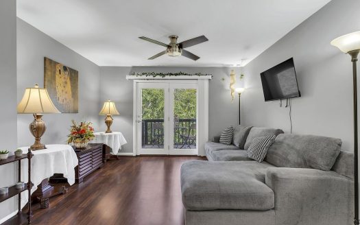 Condo for Sale in Nashville, TN 37211 – 1 Bedroom, 1 Bath – $165000