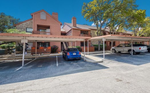 Condo for Sale in San Antonio, TX 78216 – 1 Bedroom, 1 Bath – $127999