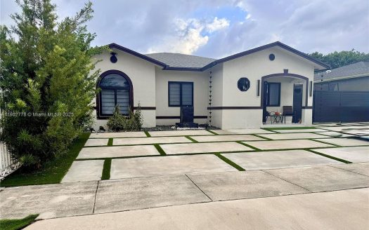 Single Family Home for Sale in Miami, FL 33177 – 3 Bedrooms, 2 Baths – $615000