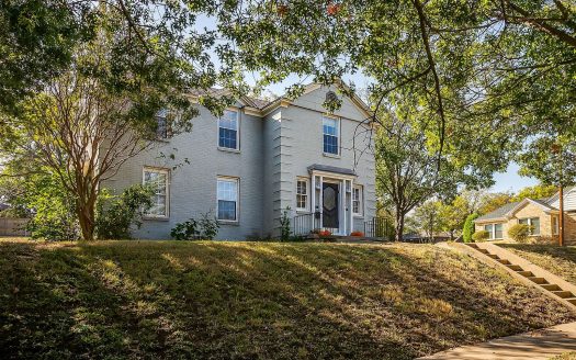 Single Family Home for Sale in Fort Worth, TX 76107 – 6 Bedrooms, 3 Baths – $690000