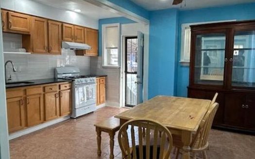 3-Bedroom Townhouse  for Rent in Philadelphia, PA 19142 – $1500/mo | 1 Baths | Updated 2025