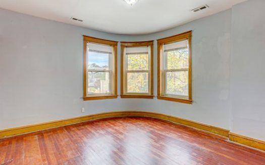 2-Bedroom Apartment  for Rent in Chicago, IL 60622 – $2500/mo | 1 Baths | Updated 2025