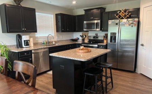 3-Bedroom Single Family Home for Rent in Nashville, TN 37207 – $2850/mo | 2 Baths | Updated 2025