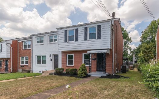 Townhouse for Sale in Nashville, TN 37207 – 3 Bedrooms, 2 Baths – $329900