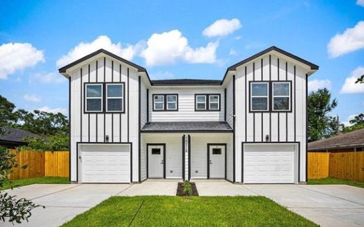 3-Bedroom Multi Family Home for Rent in Houston, TX 77016 – $2200/mo | 3 Baths | Updated 2025