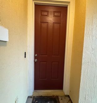 3-Bedroom Townhouse for Rent in Jacksonville, FL 32216 – $1800/mo | 3 Baths | Updated 2025