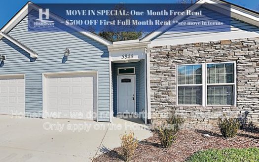 3-Bedroom Apartment  for Rent in Charlotte, NC 28269 – $1760/mo | 2 Baths | Updated 2025
