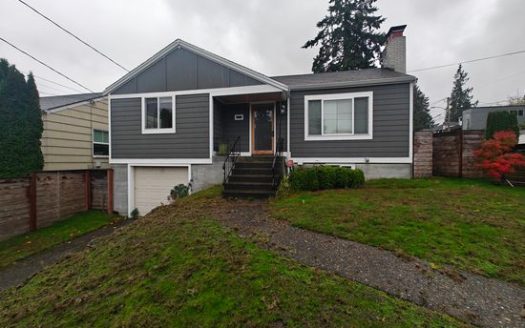 3-Bedroom Single Family Home for Rent in Seattle, WA 98199 – $3800/mo | 2 Baths | Updated 2025