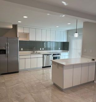 3-Bedroom Townhouse for Rent in Austin, TX 78758 – $1900/mo | 3 Baths | Updated 2025