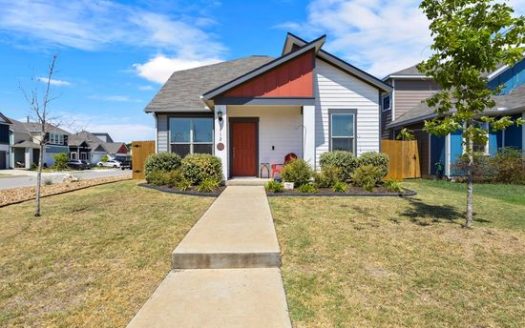 3-Bedroom Single Family Home for Rent in Austin, TX 78725 – $2250/mo | 3 Baths | Updated 2025