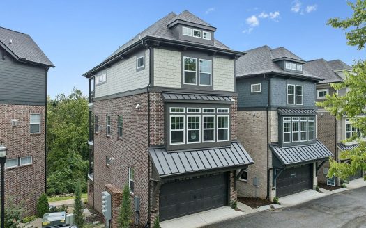 Single Family Home for Sale in Nashville, TN 37206 – 4 Bedrooms, 5 Baths – $979900