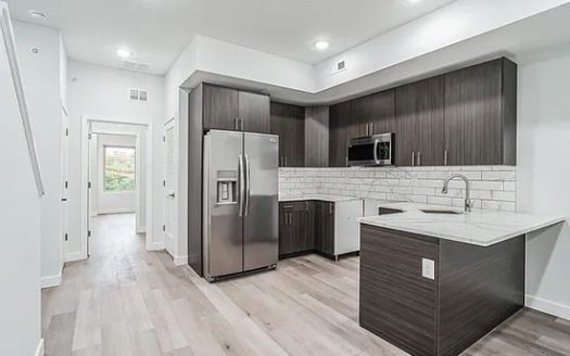 2-Bedroom Apartment for Rent in Philadelphia, PA 19133 – $1615/mo | 2 Baths | Updated 2025