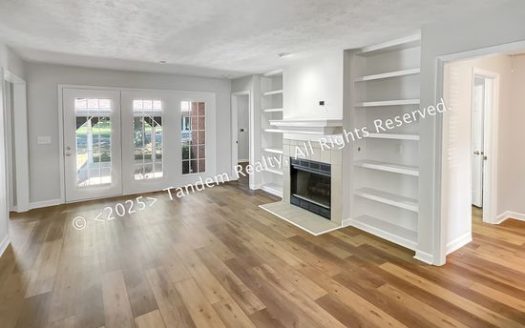 3-Bedroom Townhouse  for Rent in Nashville, TN 37211 – $2350/mo | 2 Baths | Updated 2025