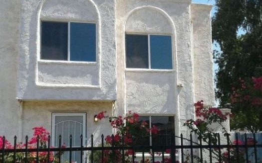 3-Bedroom Townhouse for Rent in Phoenix, AZ 85019 – $1699/mo | 1 Baths | Updated 2025