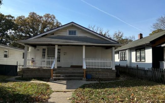 4-Bedroom Single Family Home for Rent in Indianapolis, IN 46201 – $1550/mo | 2 Baths | Updated 2025