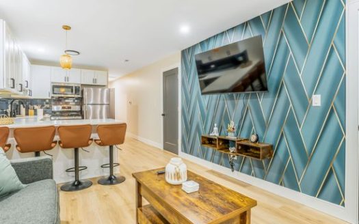 2-Bedroom Apartment for Rent in Chicago, IL 60647 – $1925/mo | 1 Baths | Updated 2025