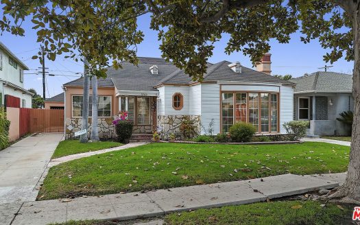 Single Family Home for Sale in Los Angeles, CA 90018 – 3 Bedrooms, 2 Baths – $1058000