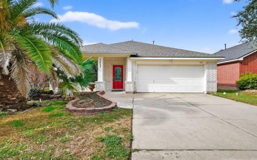 3-Bedroom Single Family Home for Rent in Houston, TX 77084 – $2150/mo | 2 Baths | Updated 2025