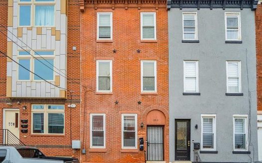 Multi Family Home for Sale in Philadelphia, PA 19121 – 5 Bedrooms, 3 Baths – $350000