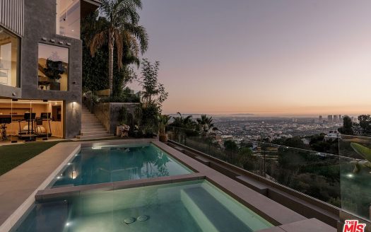 Single Family Home for Sale in Los Angeles, CA 90069 – 5 Bedrooms, 6 Baths – $7950000